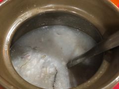 -先鲜鲫鱼粥