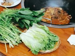 -曹丞相·地锅鸡·地锅鱼(武林店)