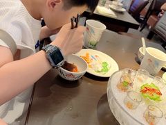 -大头虾越式风味餐厅(光明广场店)