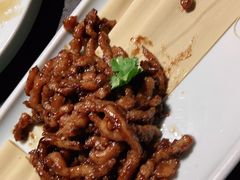 京酱肉丝-北平盛世·新京菜·北京烤鸭(劲松·双井店)