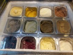 -圣丰索菲特·2 On 988 Café 自助餐厅