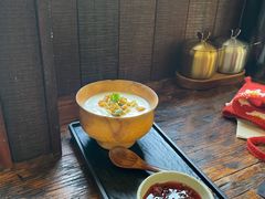 -银米·云南传统过桥米线(双廊黑金冠店)