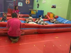 -小小运动馆(浦江店)