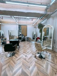 -Hair Co.一间沙龙