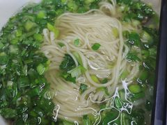 -陇上全荟兰州传统牛肉面(延吉路店)