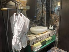 -铂尔登国际酒店(南山深圳湾口岸店)