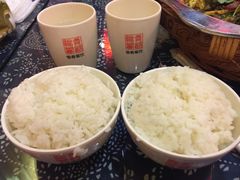 -愉肴麻辣香锅(中山路店)