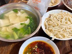 -王菊美食街·王菊面馆(总店)