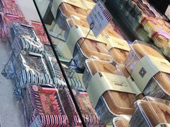 -红宝石·鲜奶小方·海派西点房(南丹店)