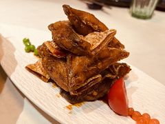 本帮熏鲳鱼-荟廷·晶萃(陆家嘴尚悦湾店)