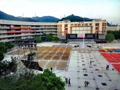 -广州市第二中学高中部(科学城校区)