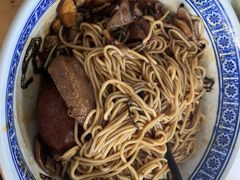 -沪西老弄堂面馆(定西路店)