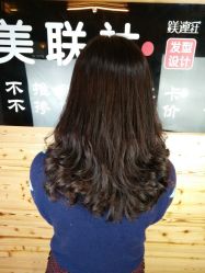 -镁连社·美联社