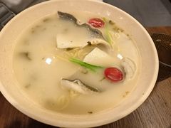 -玖鲜小笼(中山广场店)