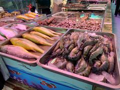 -锦绣大地生鲜食品厅(巨山路店)
