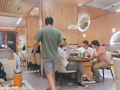 大堂-围炉肉舍•炭烤活鳗•丹东海鲜烤肉(步行街店)