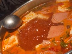 -野山舂·贵州现舂酸汤牛肉(民生路店)