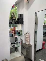 -CACA HAIR SALON
