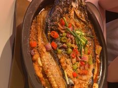 -鸣记脆皮烤鱼·海鲜烤鱼(三八广场店)