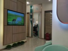 -维乐口腔(美维云门诊陆家嘴店)