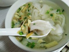 小馄饨-黄阿姨锅贴大王(万航渡路店)