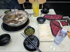 -闽粤一牛潮汕牛肉火锅