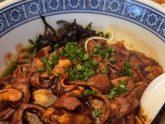 -沪西老弄堂面馆(定西路店)