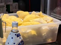 -铭牛烧肉·和牛海鲜自助(高新月牙湖店)