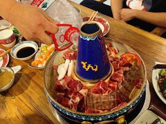 苏尼特冰煮羊-毛辣果·贵州红酸汤牛肉火锅(西单店)