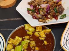 -许哥东北烧烤·铁丳烤串·宫后夹肉(繁花中心店)