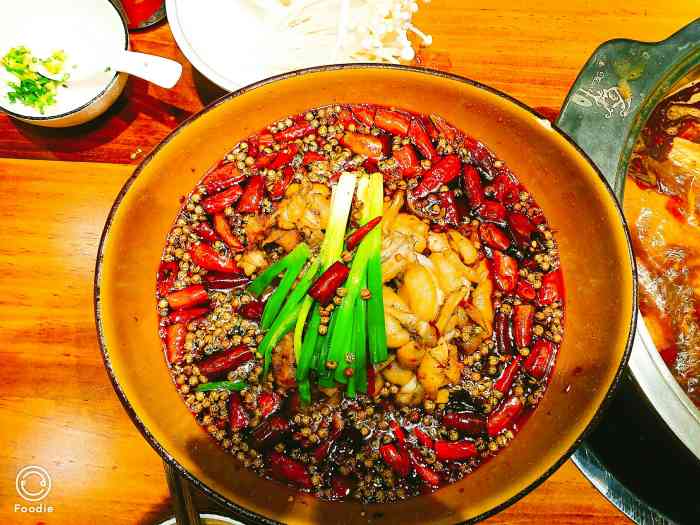 鑫巴蜀·食神牛肉火锅(回龙观店)