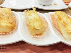 西杏片炸鲜奶-点都德(大茶楼店)