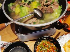 -川堂风·跷脚牛肉·乐山爆炒(宝山日月光店)