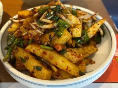 -包整·丝娃娃(一览甲秀楼风景店)