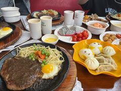 -皇品世家牛排(七一路店)