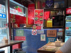 -肥汁米蘭香港米线(宁波路总店)