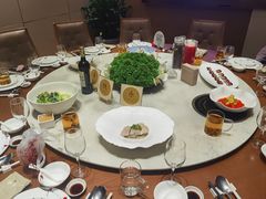 -泓历皇朝酒店(东亭店)