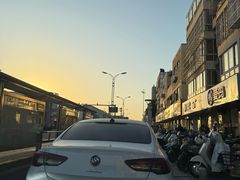 -吕奎小吃老兵臭豆腐