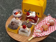 -85度C(生甜甜圈研究工坊·上海松江人民北路店)