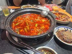 -小饕荟雅安贡椒鱼鲜馆(广福桥店)