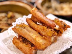 蒜香排骨-红星光发煲仔饭(文海店)
