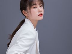 -经典婚纱摄影美学馆·私人定制