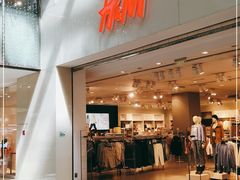 -H&M(鹏欣水游城店)