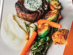 -WOLFGANG PUCK KITCHEN & BAR(迪士尼小镇店)