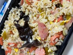 -老头爱马仕酸豇豆炒饭(丰富路店)