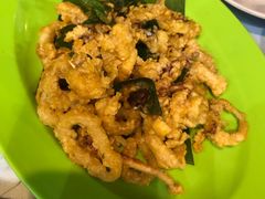 咸蛋黄鱿鱼-明记烧鱼美味店