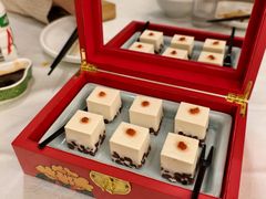 -品海楼·大连海胆锅贴馆(东港店)