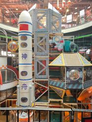 -嗨翻Hi-Fun竞技主题乐园·蹦床团建生日聚会(五棵松华熙店)