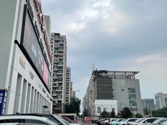 -居然之家·停车场