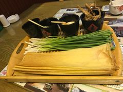 煎饼卷大葱火辣辣-赵记煎饼卷大葱(东岳店)